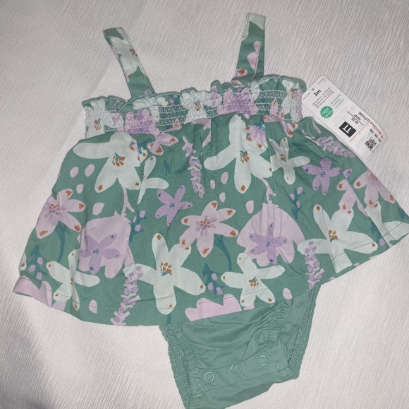green dress with white flowers for girl, by Carter's, for 3 months - Picture 6 of 6